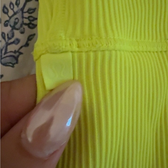 Lululemon Power Pivot Ribbed Tank - Picture 3 of 4